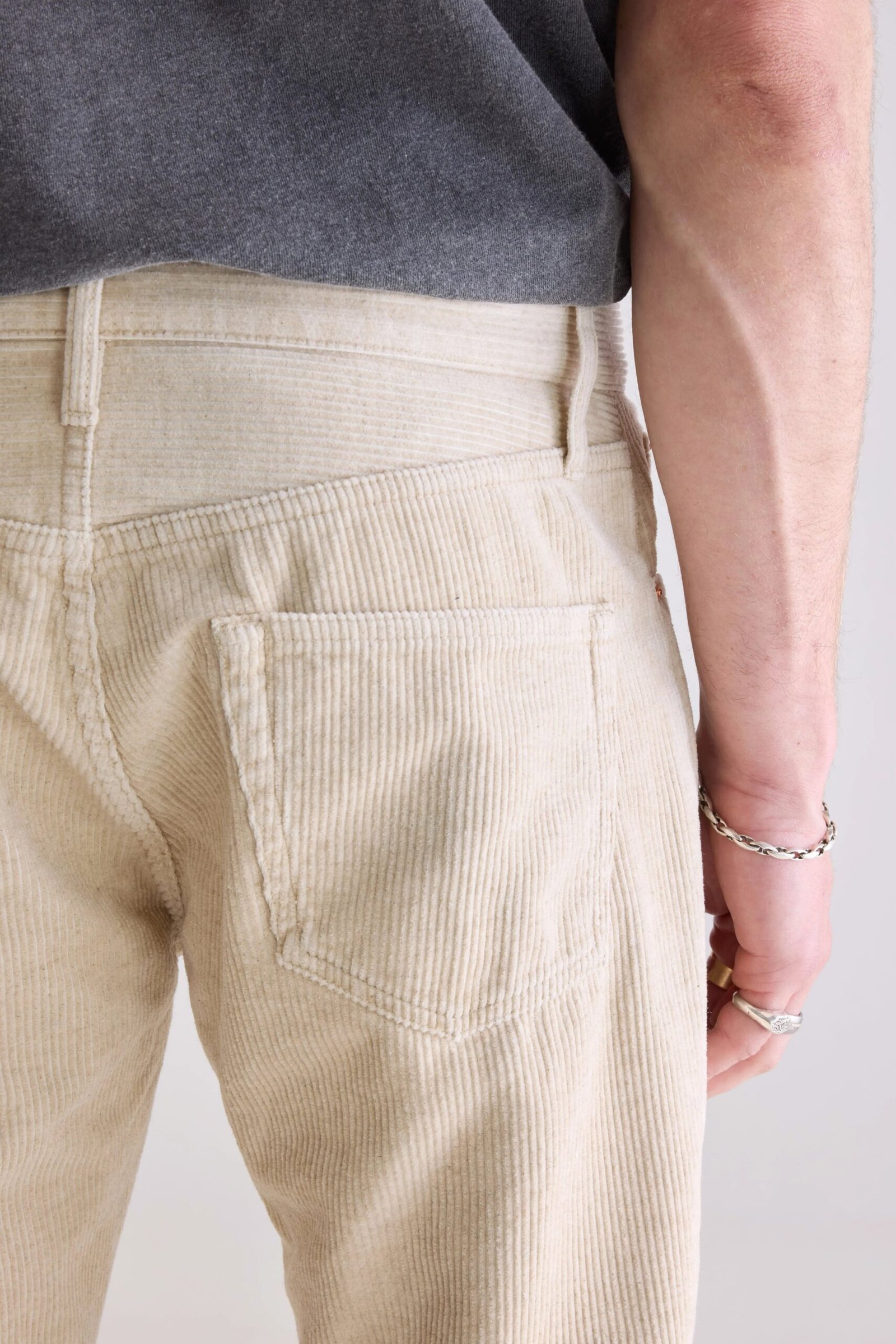 BM25211020P1623-291_1506778_e67ed0e0-c77e-416d-9984-ca313109d29f.jpg Percy relaxed trousers (252 / M / CALCAIRE) - Image 1